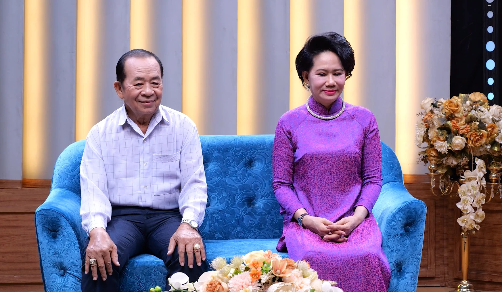 Bộ đôi khách mời xúc động chia sẻ về những thăng trầm và nỗ lực giữ gìn hạnh phúc gia đình.