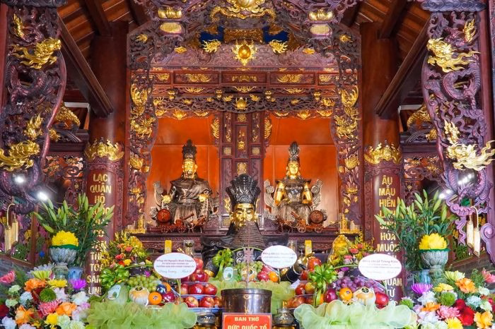 Không gian thờ tự tôn nghiêm tưởng nhớ công dựng nước của các Vua Hùng