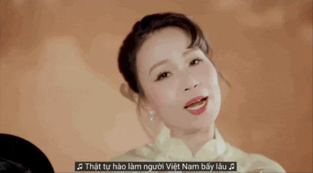 Hình ảnh "lúa chín không cúi đầu" từng khiến cộng đồng mạng chia làm hai luồng ý kiến