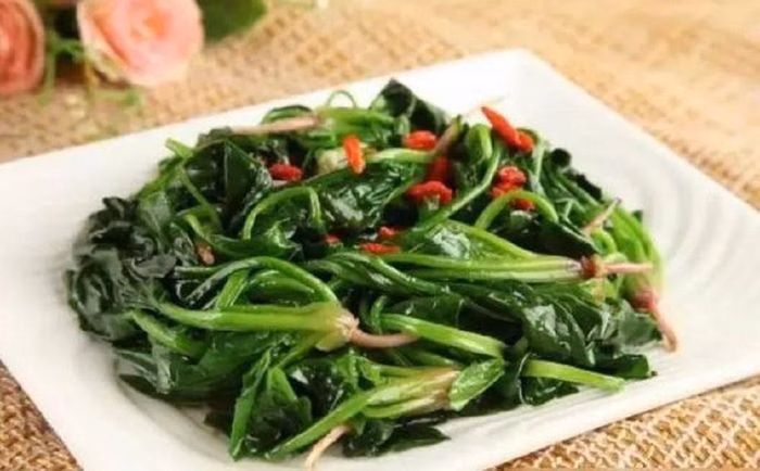 Lựa chọn đúng loại rau cho từng món ăn sẽ nâng tầm hương vị cho bữa cơm gia đình.