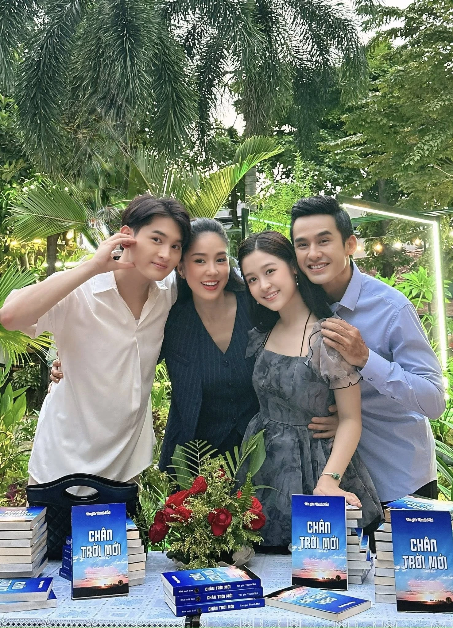 Lê Phương chia sẻ về chiều sâu tâm lý của nhân vật Thanh Mai trong Bóng ma hạnh phúc. ẢNH: FBNV